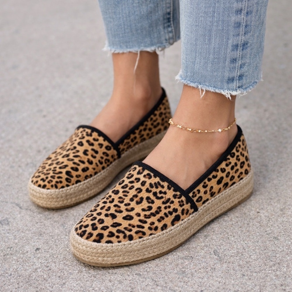 Gianni Bini Leopard Print Calf Hair Espadrilles Slip On Platforms Women’s size 8